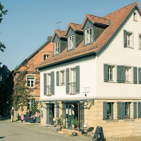 Moments Cafe & Apartmenthaus Thurnau Exteriör bild