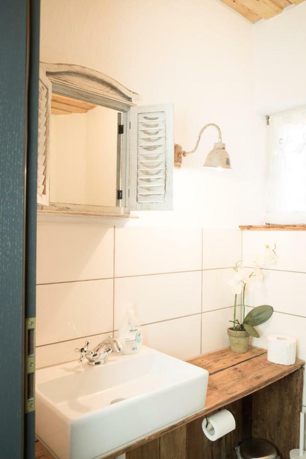Moments Cafe & Apartmenthaus Thurnau Exteriör bild