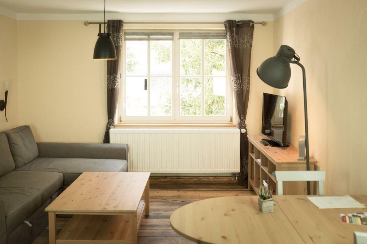 Moments Cafe & Apartmenthaus Thurnau Exteriör bild